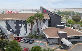 Ibis Monterrey Aeropuerto